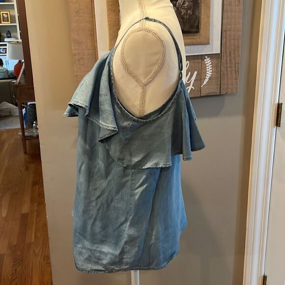 Old Navy Lyocell Denim Ruffle Top - Picture 3 of 7